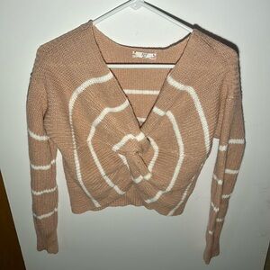 Women’s v-neck cropped sweater